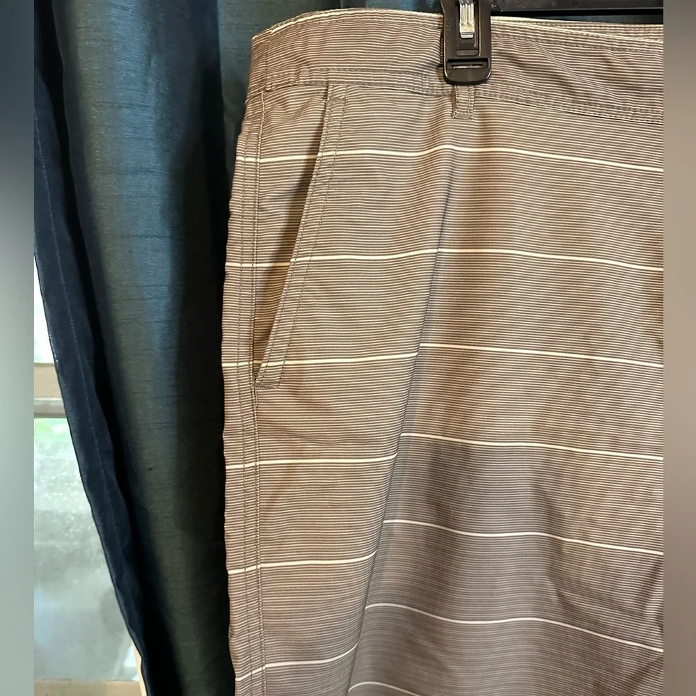 O’Rageous Striped Gray Casual Shorts 100% Polyester.